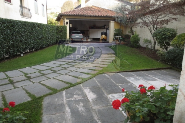 giardino - UNIFAM. AFFIANCATA BREGANZE (VI)  